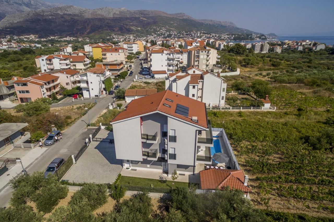 Vila Luxury With A Swimming Pool Stobrec, - 14700 Split